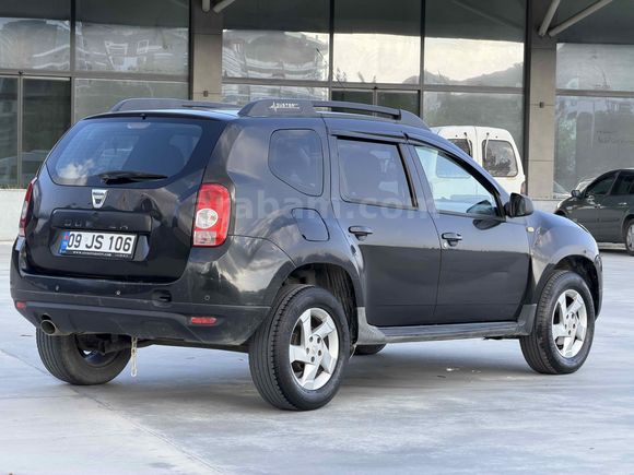 Galeriden Dacia Duster 1.5 dCi Laureate 2012 Model Aydın