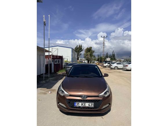 Sahibinden Hyundai i20 1.4 CRDi Style 2015 Model 