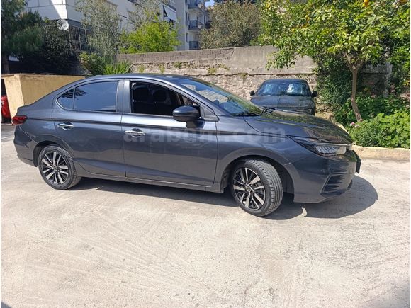 Sahibinden Honda City 1.5 i-VTEC Executive 2023 Model İzmir 19.000 km Gri (titanyum)
