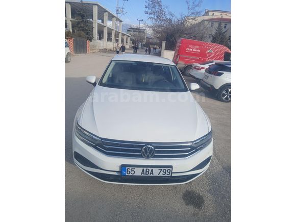 Sahibinden Volkswagen Passat 1.5 TSi Impression 2021 Model  17.000 km Beyaz