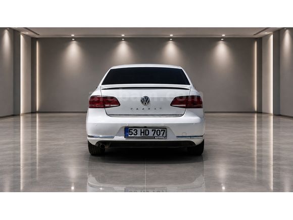 DEĞİŞENSİZ ORİJİNAL KM TEMİZ PASSAT COMFORTLINE