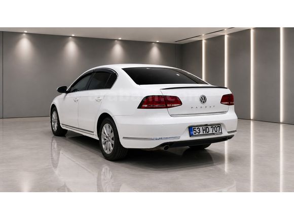 DEĞİŞENSİZ ORİJİNAL KM TEMİZ PASSAT COMFORTLINE