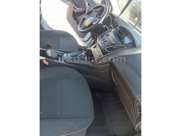 Sahibinden Ford Focus 1.6 TDCi Trend X 2015 Model