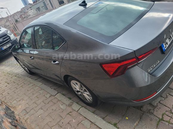 Sahibinden Kazasız Boyasız Skoda Octavia 1.0 e-Tec Elite 2023 Model