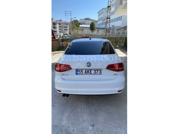 Memurdan Otomatik Temiz  düşük Km Jetta