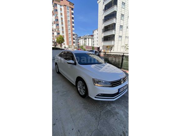 Memurdan Otomatik Temiz  düşük Km Jetta