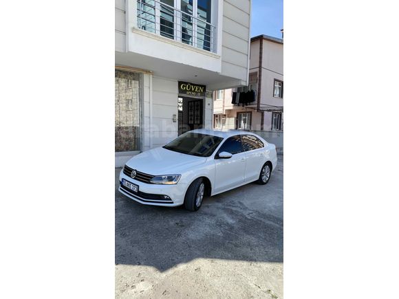 Memurdan Otomatik Temiz  düşük Km Jetta