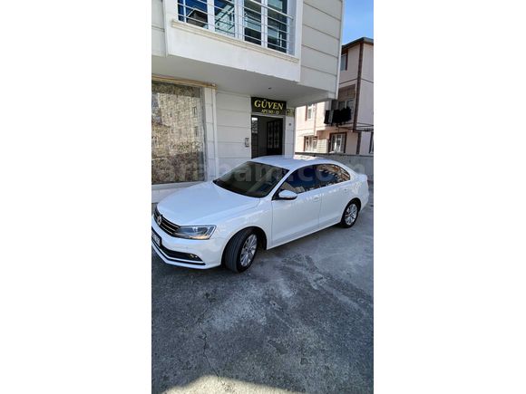 Memurdan Otomatik Temiz  düşük Km Jetta