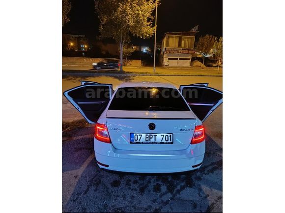 Sahibinden Skoda Octavia 1.6 TDI Optimal 2018 Model  175.000 km Beyaz