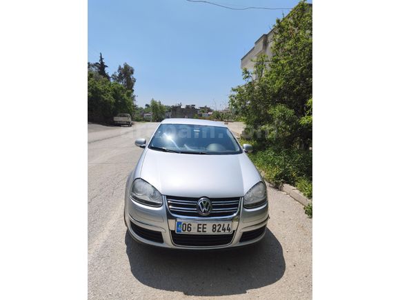 Sahibinden Volkswagen Jetta 1.6 TDi Primeline 2011 Model