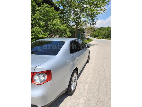 Sahibinden Volkswagen Jetta 1.6 TDi Primeline 2011 Model