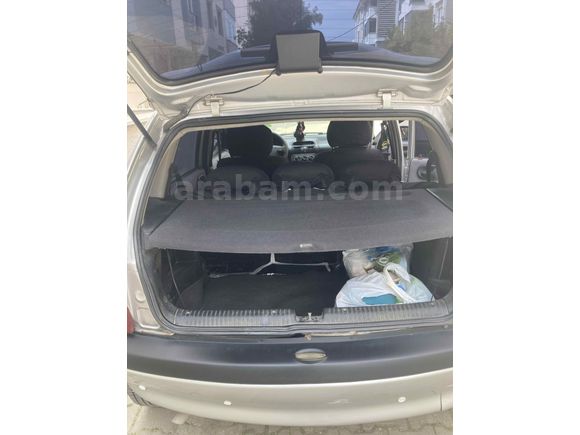 Sahibinden Opel Corsa 1.2 Swing 2000 Model  250.000 km Gri (Gümüş)