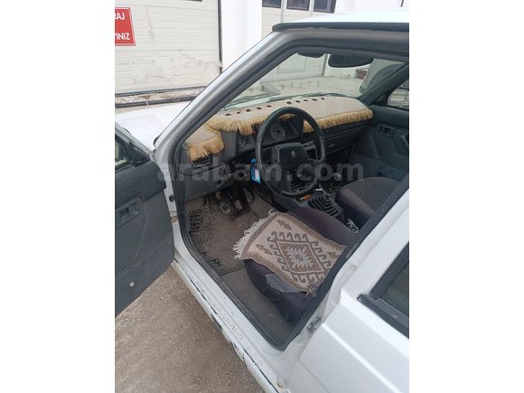 Sahibinden Renault R 9 1.4 Broadway RNi 1999 Model
