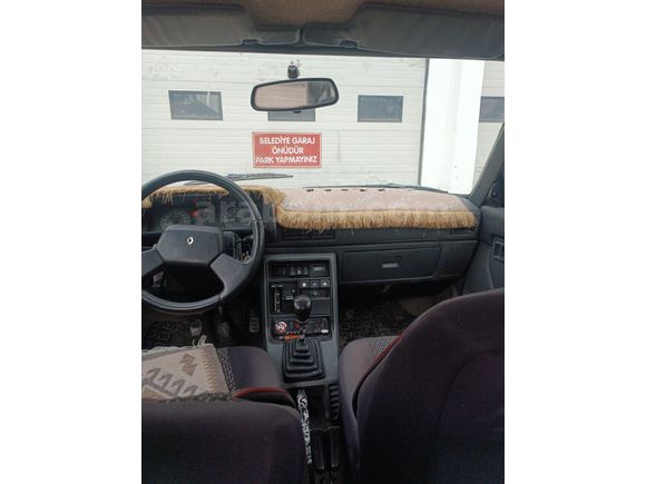 Sahibinden Renault R 9 1.4 Broadway RNi 1999 Model