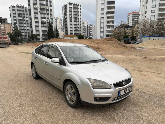 Sahibinden Ford Focus 1.6 Ghia 2006 Model 