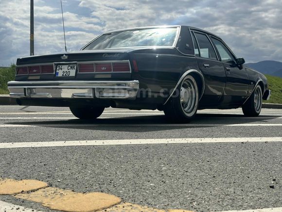 RMZ AUTO GARAGE’DAN: YAŞAYAN BİR EFSANE 1979 CHEVROLET CAPRICE CLASSIC