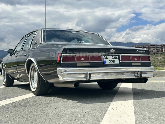 RMZ AUTO GARAGE’DAN: YAŞAYAN BİR EFSANE 1979 CHEVROLET CAPRICE CLASSIC