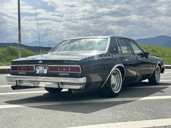 RMZ AUTO GARAGE’DAN: YAŞAYAN BİR EFSANE 1979 CHEVROLET CAPRICE CLASSIC