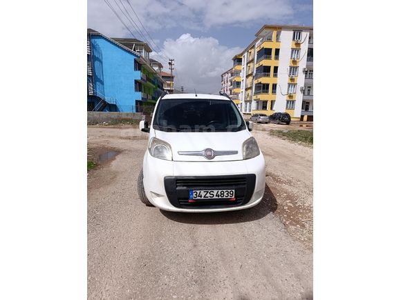 TAKASA AÇIK OTOMOBİL RUHSATLI 75 LİK AİLE ARACI