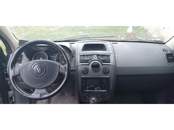 Sahibinden Renault Megane 1.5 dCi Dynamique 2005 Model  277.150 km Siyah