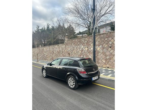 Sahibinden Opel Astra 1.6 Essentia 2012 Model