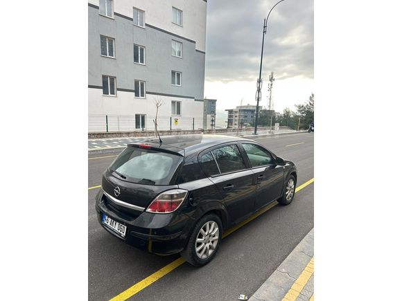 Sahibinden Opel Astra 1.6 Essentia 2012 Model