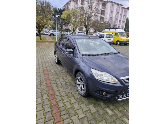 Sahibinden Ford Focus 1.6 Comfort 2010 Model  242.000 km