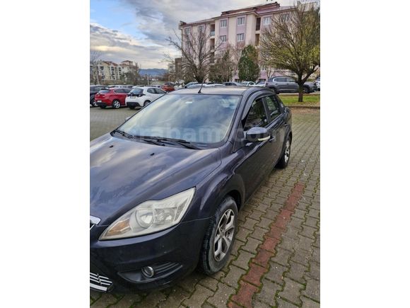 Sahibinden Ford Focus 1.6 Comfort 2010 Model  242.000 km