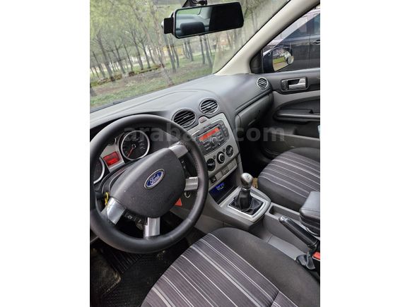 Sahibinden Ford Focus 1.6 Comfort 2010 Model  242.000 km