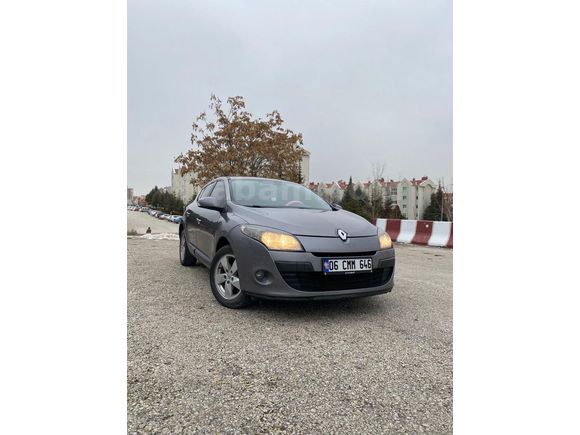 Sahibinden Renault Megane 1.6 Expression 2010 Model