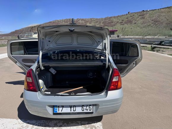 Sahibinden Renault Clio 1.4 2000 Model  248.000 km Gri (Gümüş)