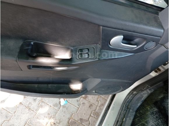 Sahibinden Opel Meriva 1.6 Essentia 2004 Model
