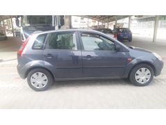 Sahibinden Ford Fiesta 1.4 Comfort 2004 Model  151.000 km Füme