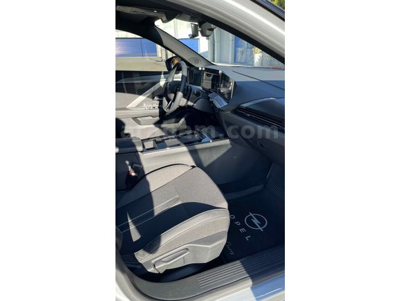 Opel Astra 1.2 T GS 2025 Model 970 KM
