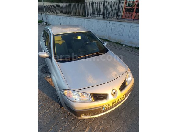 Sahibinden Renault Megane 1.5 dCi Expression 2007 Model  281.500 km Gri (Gümüş)