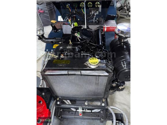 Laidong KM385B 3 SİLİNDİR 986CC 18.4KW