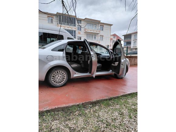 Sahibinden Fiat Linea 1.6 Multijet Dynamic 2011 Model