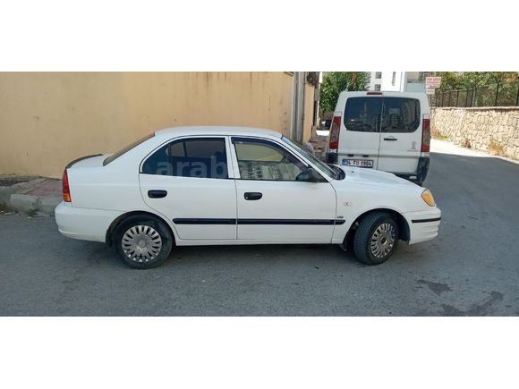 Sahibinden Hyundai Accent 1.5 CRDi Admire 2003 Model