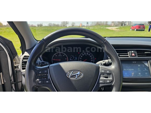 Sahibinden Hyundai i20 1.4 CRDi Elite Smart 2018 Model 