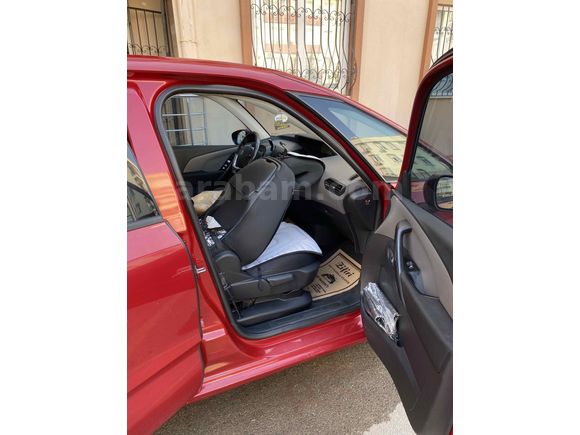 Sahibinden Citroen C4 Picasso 1.6 e-HDi Dynamic 2013 Model Antalya