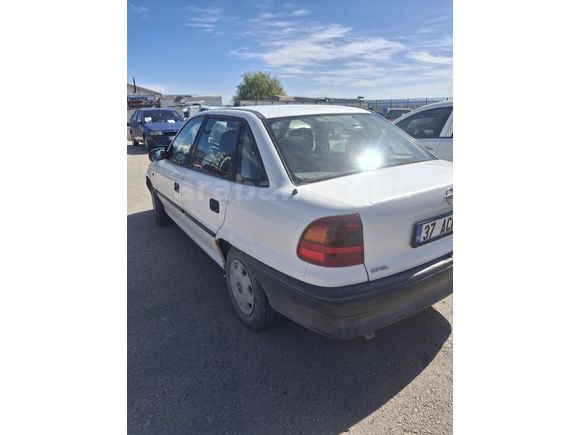 Sahibinden Opel Astra 1.4 Classic 2001 Model