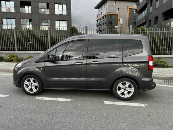 Sahibinden Ford Tourneo Courier 1.5 TDCi Delux 2022 Model 