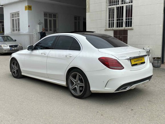 ÖZYILDIZdan BOYASIZ 2017 model Mercedes - Benz C 200 D AMG İMZALI