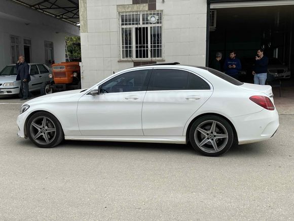 ÖZYILDIZdan BOYASIZ 2017 model Mercedes - Benz C 200 D AMG İMZALI