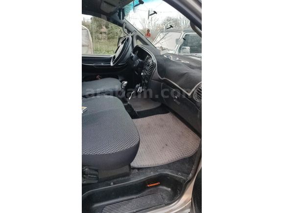 Sahibinden Hyundai Starex 2.5 TCI Panelvan 2005 Model