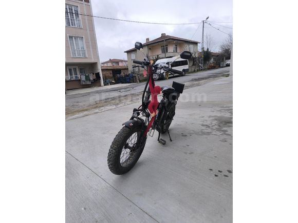 Temiz skyjet nitro elektrikli bisiklet  pazarlık olur 45-55 km hız.
