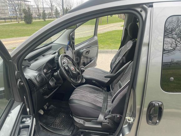 Sahibinden Fiat Fiorino Combi 1.4 Eko Premio 2021 Model 