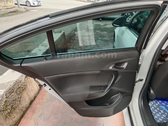Sahibinden Opel Insignia 1.4 T Edition Elegance 2013 Model