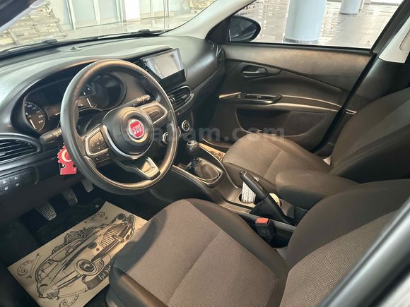 2021 EGEA 1.4 EASY YENİ LOGO | 79.750 KM | DEĞİŞENSİZ | TRAMERSİZ