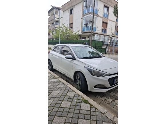 Sahibinden Hyundai i20 1.4 CRDi Elite 2016 Model